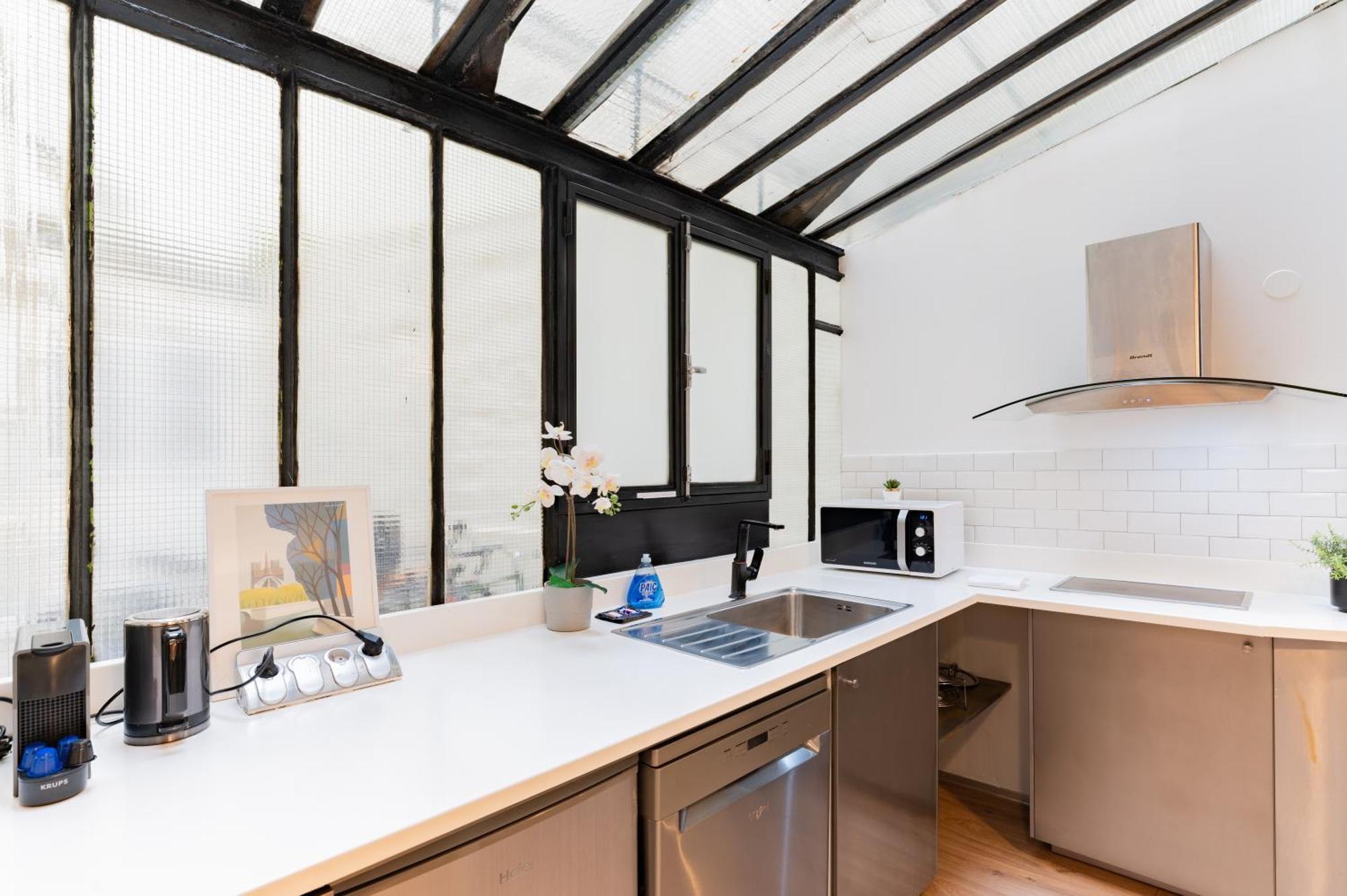St Germain Sartre Chicsuites Paris Ngoại thất bức ảnh