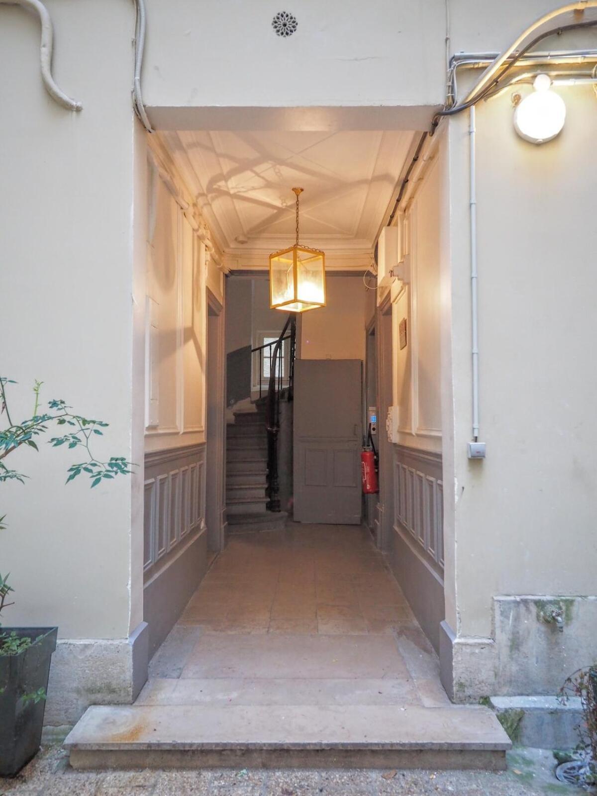 St Germain Sartre Chicsuites Paris Ngoại thất bức ảnh