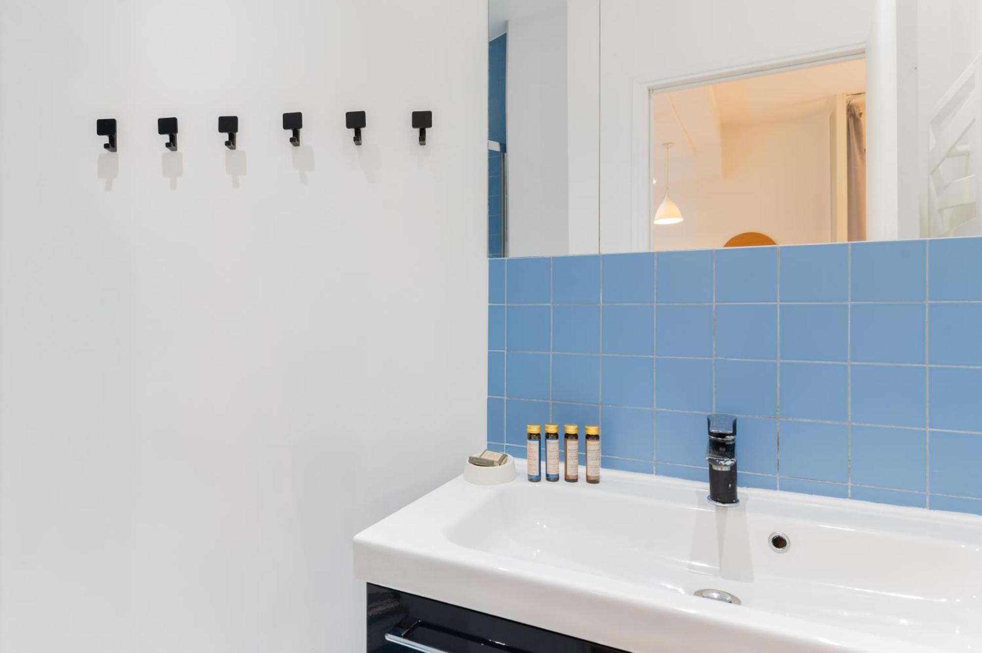 St Germain Sartre Chicsuites Paris Ngoại thất bức ảnh
